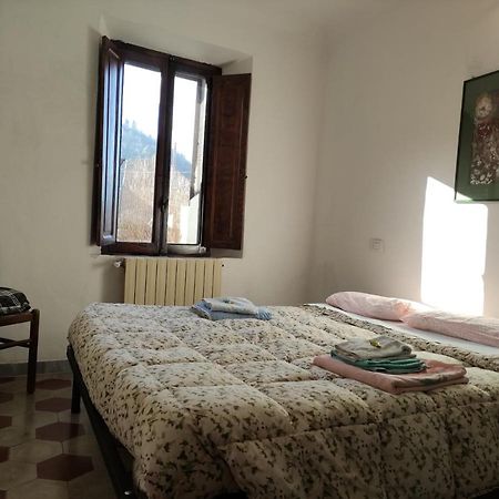 Vila Il Ristoro Del Viandante Licciana Nardi Exteriér fotografie